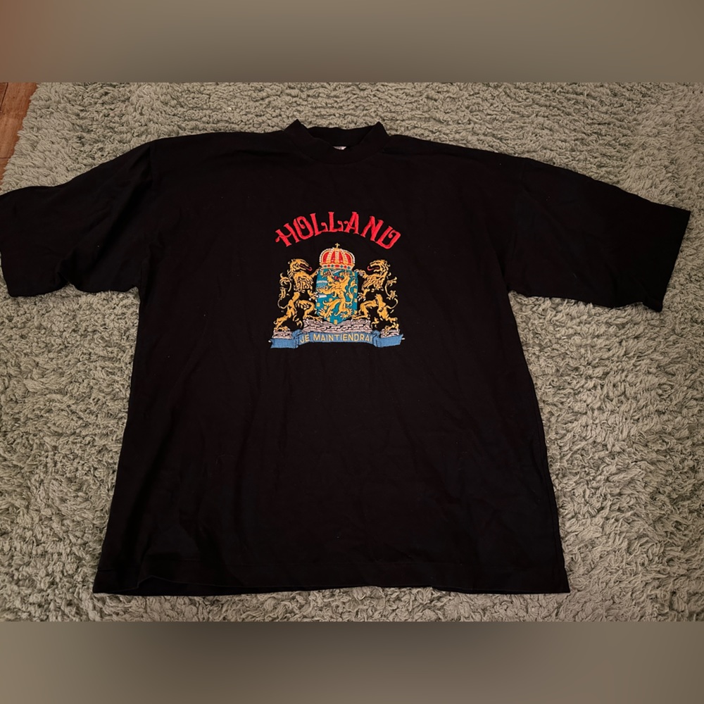 Men’s Vintage Embroidered Holland T Shirt Size XL